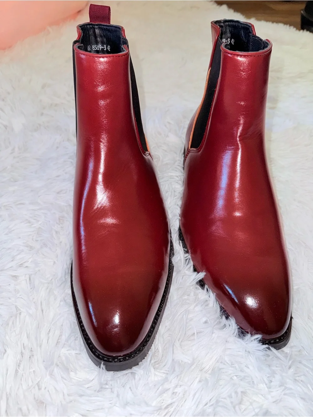 Men's Chelsea Boots in Burgundy Red